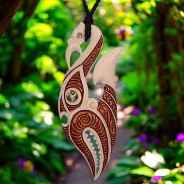 Intricate Manaia Hook Pendant - XMT Creations